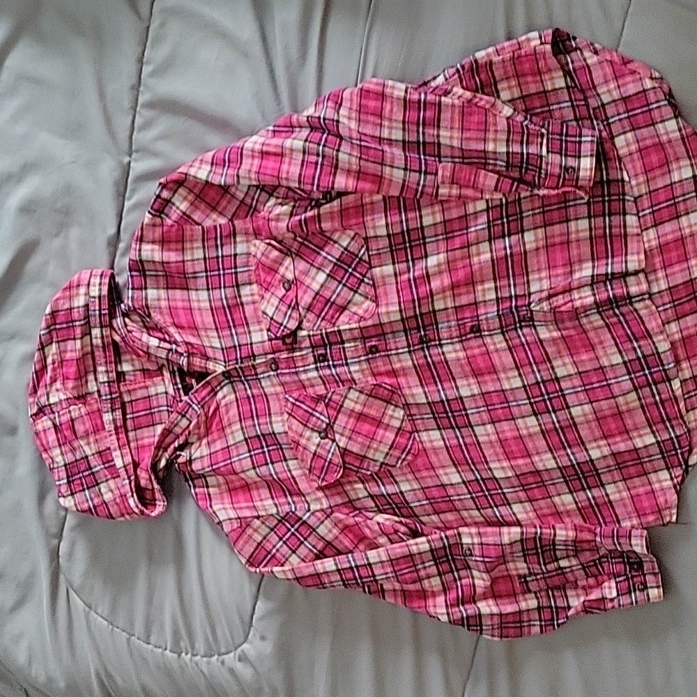 Body 10der brand shirt